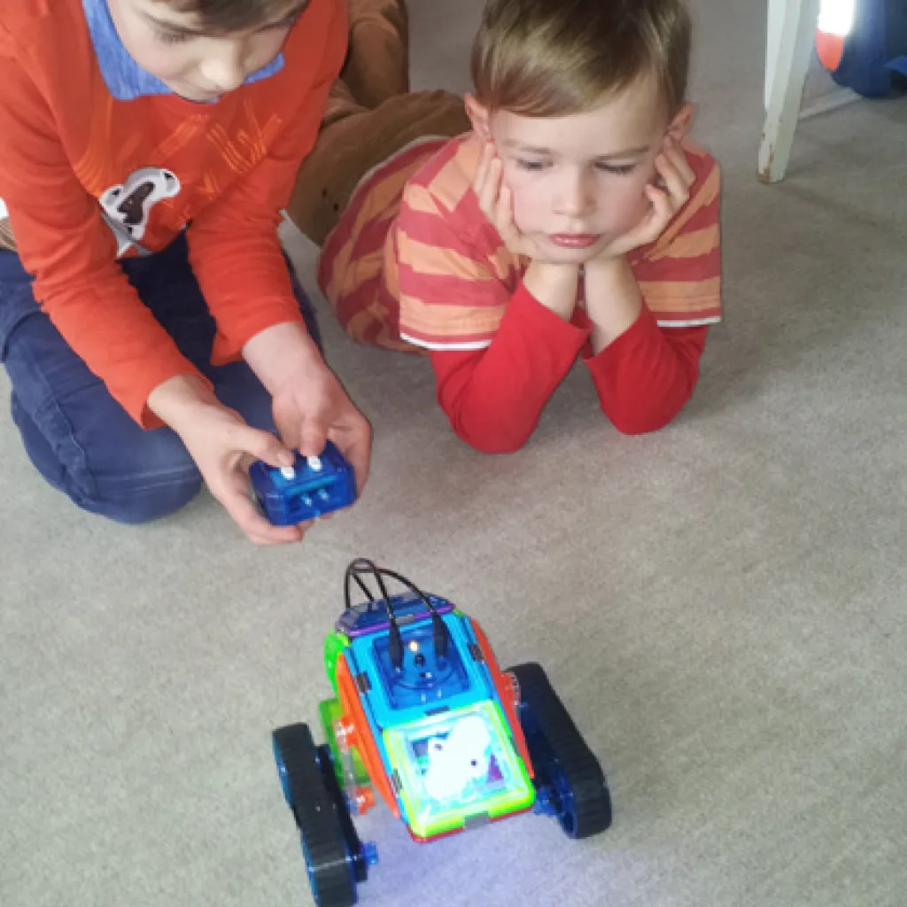 Gogiks - Tienda online de juguetes STEAM educativos en Ecuador